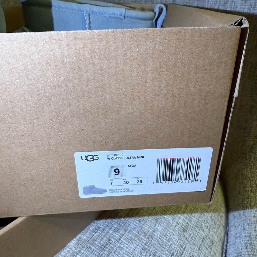 NWG UGG Classic Ultra Mini in Seafoam - Picture 6 of 8